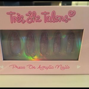 Trés She Instant Acrylic Nails